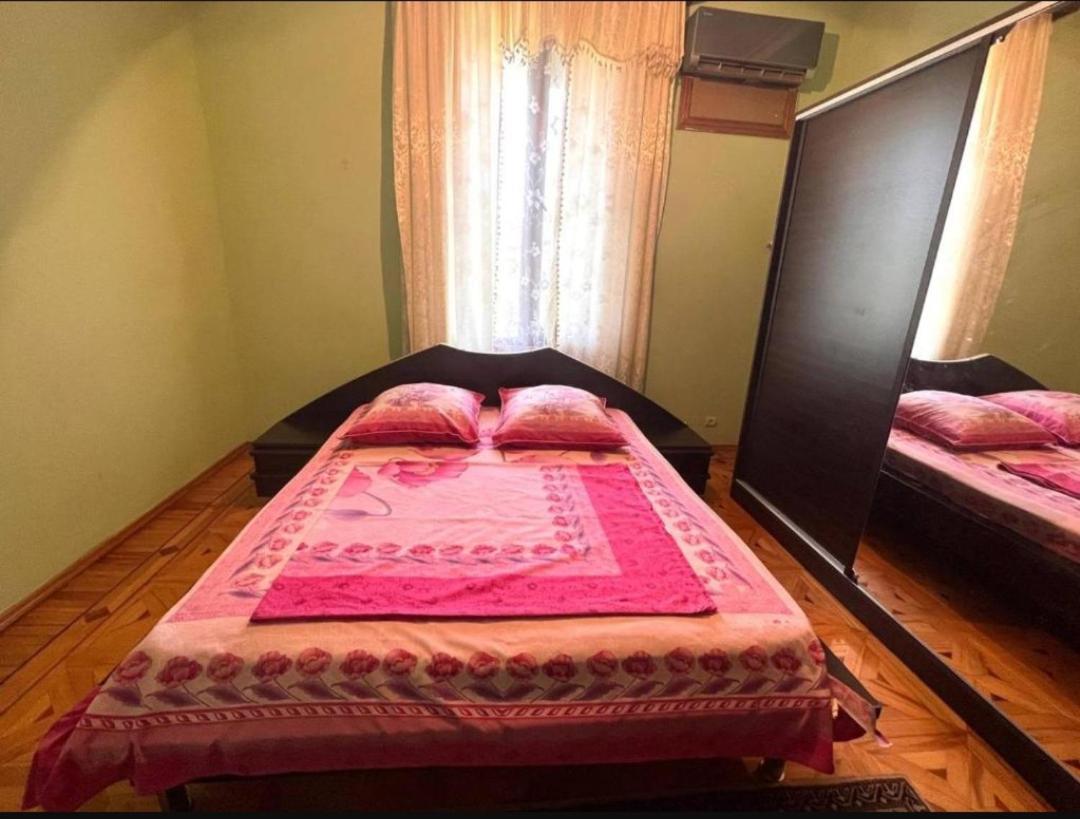 Hotel G I O Samtredia Buitenkant foto
