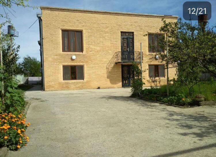 Hotel G I O Samtredia Buitenkant foto