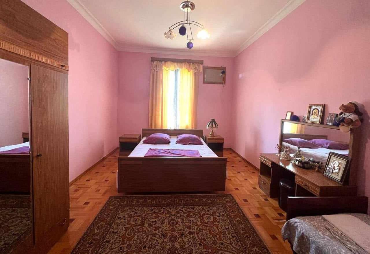 Hotel G I O Samtredia Buitenkant foto